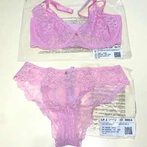 Fenty X Savage Lace online bra, BNWT.